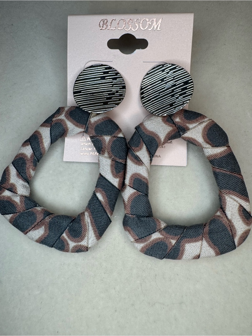 New Blossom Leopard Print Hoop Drop Earrings - Gray & Brown